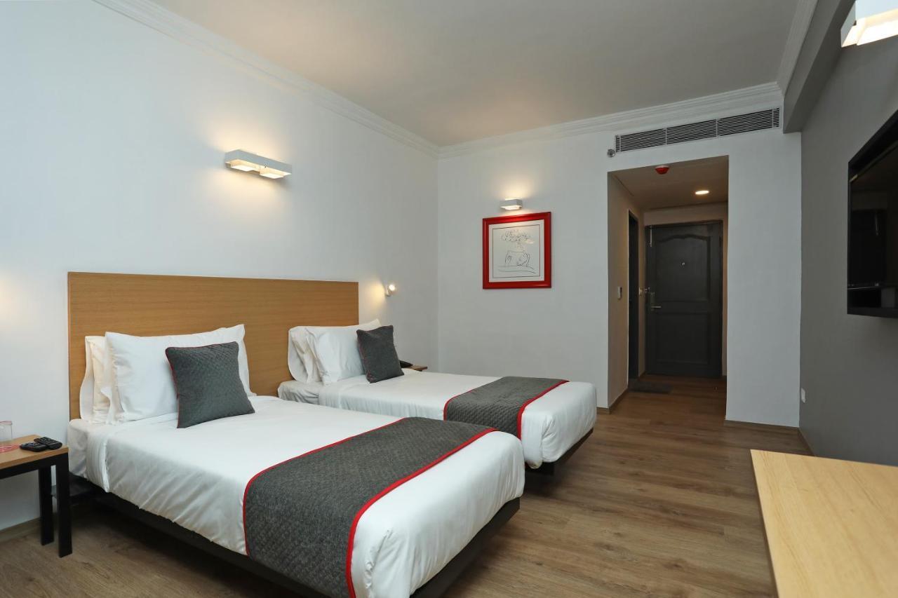 Golden Parkk Hotel Calcutta  Esterno foto