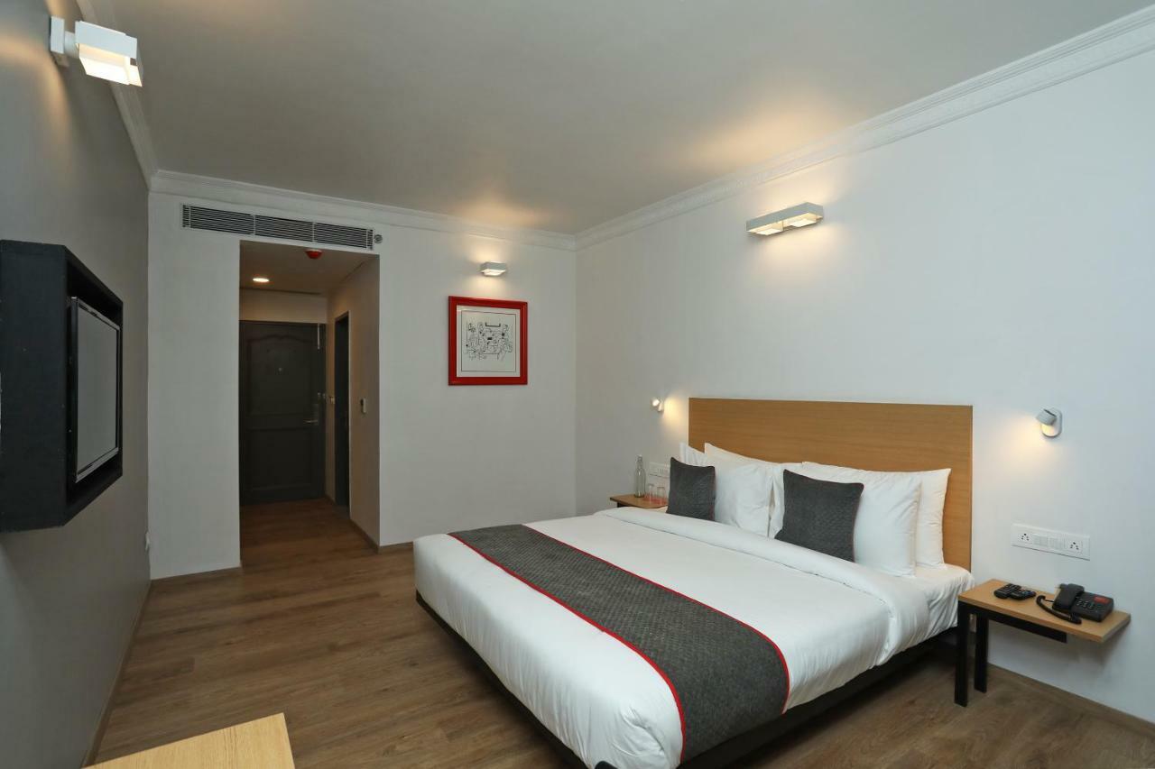 Golden Parkk Hotel Calcutta  Esterno foto